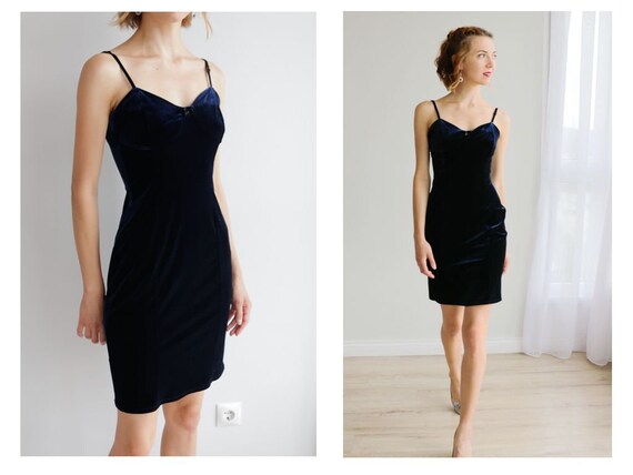 Vintage navy blue velvet dress / Halloween dress /