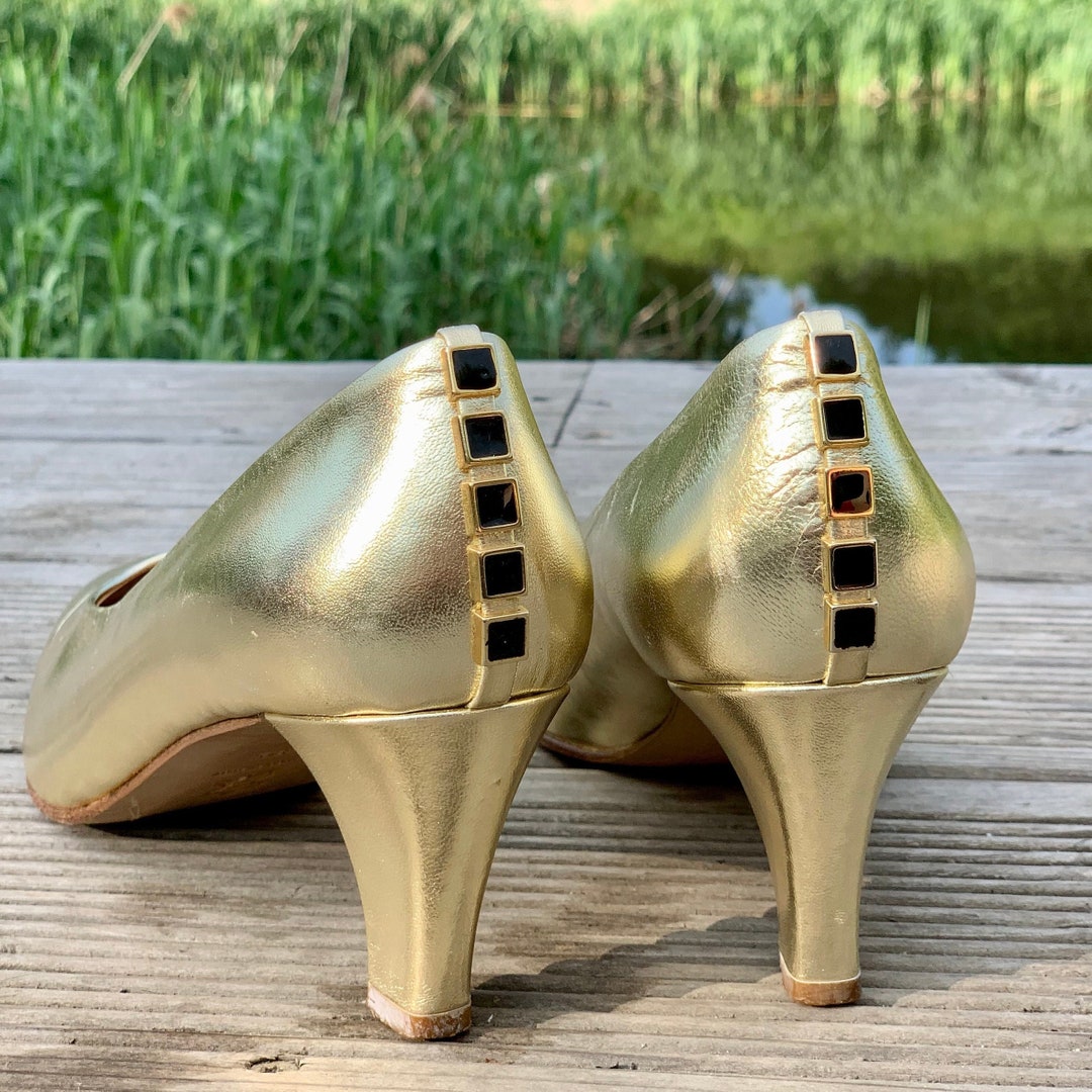 Vintage Gold Shoes. Ladies Pump Shoes With Low Heels Etsy