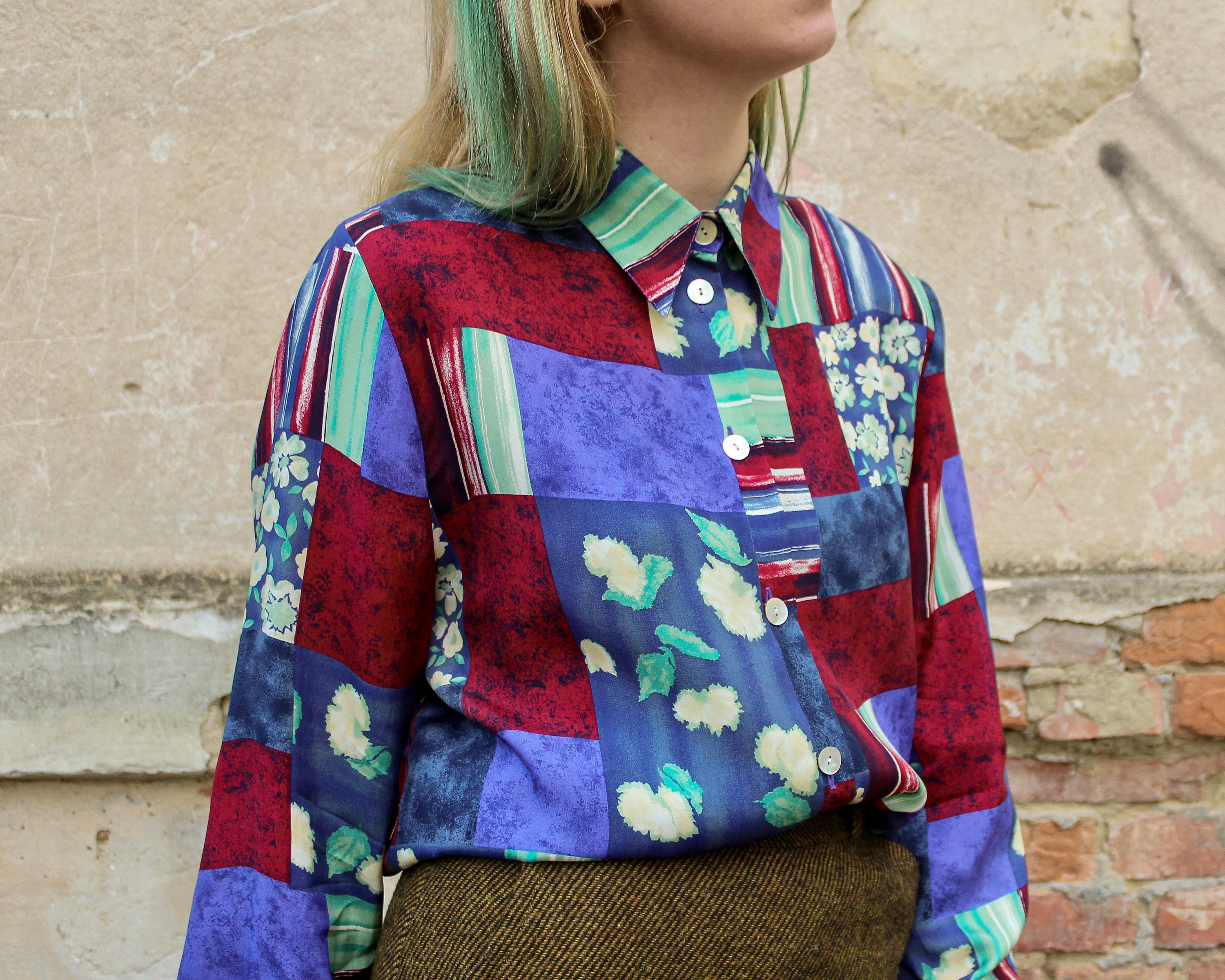 Vintage shirt Button up woman