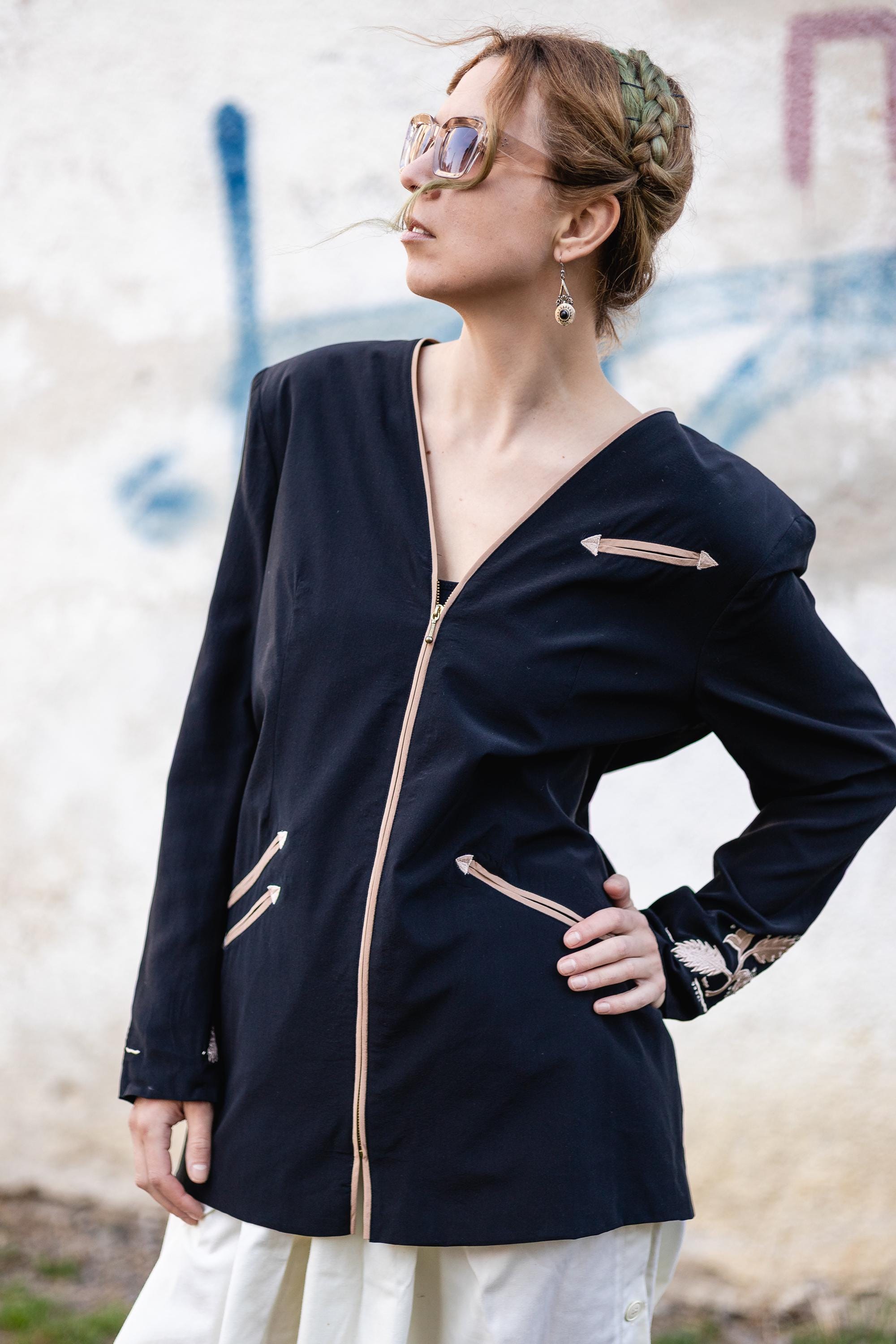 ヴィンテージ シルクジャケット 刺繍入りヴィンテージシルクジャケット – - Etsy 日本