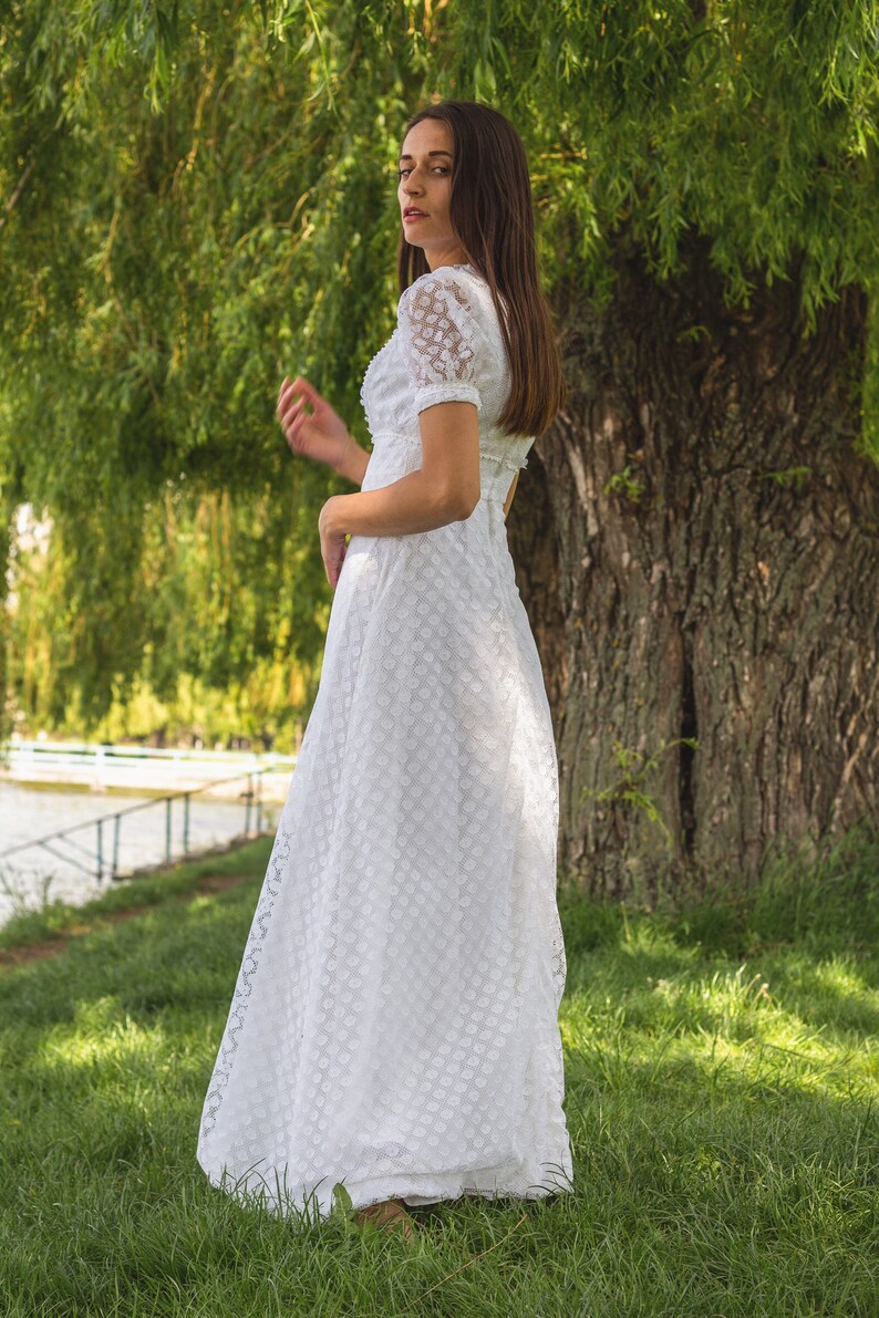 Vintage wedding dress White lace dress