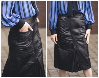 Vintage Black Leather Midi Skirt - Classic Fashion Statement