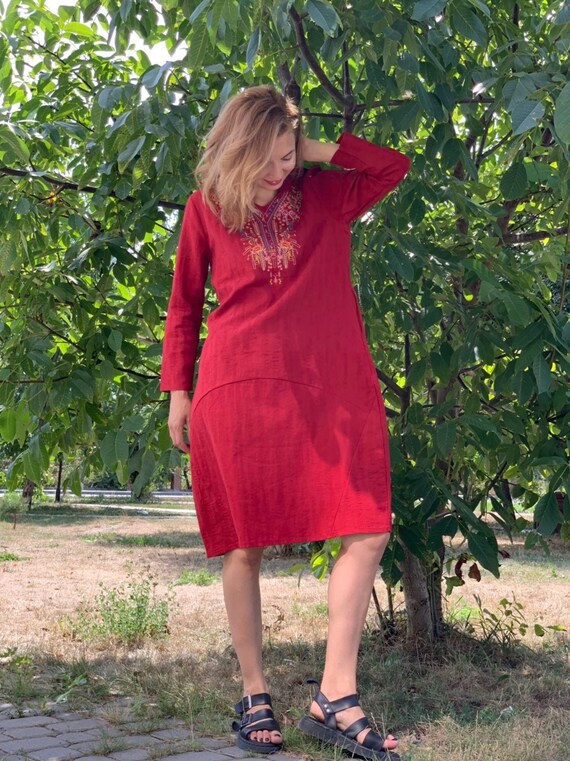Vintage dress Red Linen dress Embroidered dress Bo