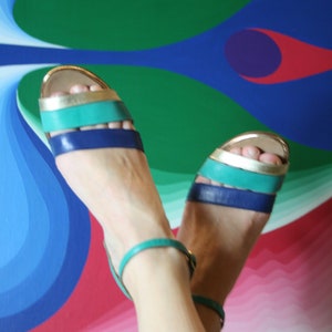 Clergerie 37 sandaal vintage eind jaren 70, goud, blauw, petrol, slingback, sandaaltje, conische hak, middelhoge enkelband, Mansfield