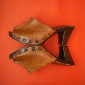 Pierre Cardin Gr.36 original vintage 70s Clogs Klotschen Mules Sabots Sandals in leather and wood look Rivets Brown