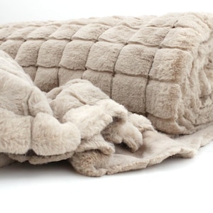 Blocks Faux Fur Jacketing Coating Luxury Pile Hat Throw Clothing OEKO TEX Fabric