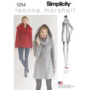 Könnte beinhalten: Simplicity Schnittmuster Nummer 1254 für einen Kapuzenmantel mit Schalkragen. Das Schnittmuster wurde von Leanne Marshall entworfen. Das Schnittmuster zeigt zwei Versionen des Mantels, eine in Rot und eine in Grau.