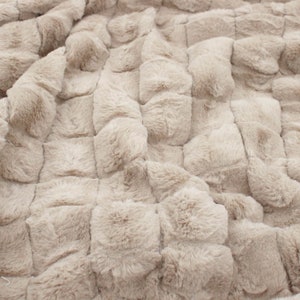 Blocks Faux Fur Jacketing Coating Luxury Pile Hat Throw Clothing OEKO TEX Fabric