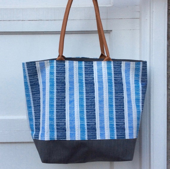 blue stripe beach bag