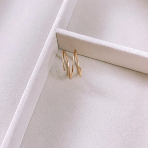 14k gold filled twist ring / twist ring / dainty ring / minimalist rings / cuff ring