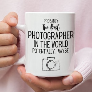Photographe - Mug photographe - Cadeau - Cadeau pour photographe - Photographie - Étui pour appareil photo - Collier pour appareil photo - Photographe de mariage - Épingle