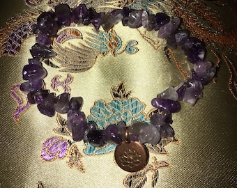 Amethyst chip bracelet with copper plated lotus flower charm