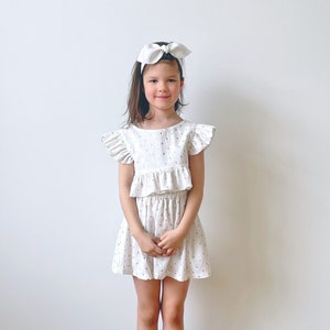 Girls Summer Cotton Set with Stars, Flower Girl Skirt and Top Set Outfit, Special Occasion Clothes for Girl, Bow Back Top and Skirt Set