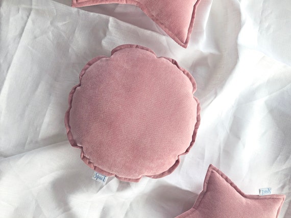 pink round pillow