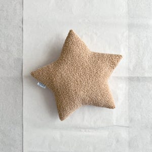 Brown Boucle Star Cushion, Camel Teddy Star Shaped Decorative Pillow, Beige, Gender Neutral Baby Gift, Celestial Kids Room Nursery Decor