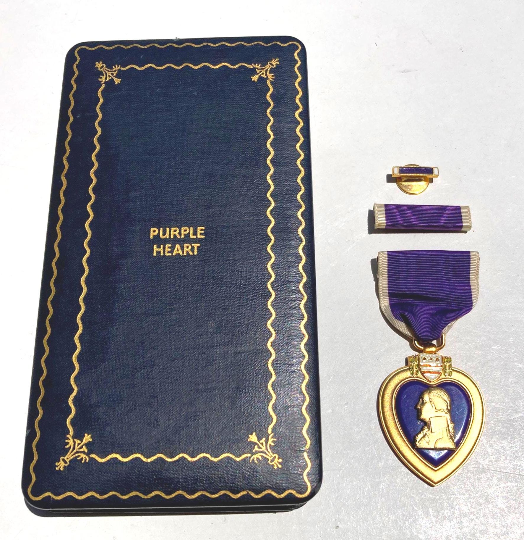 バッジ Ww2 Purple Heart - Etsy