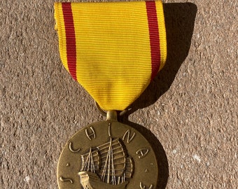 ケース付き米国パープルハート勲章 - Etsy 日本