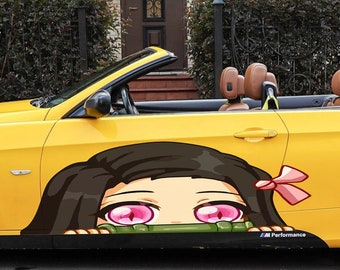 Naklejka winylowa na samochód z motywem anime, naklejka na samochód z dziewczyną z anime, naklejka na samochód wyścigowy, oklejanie samochodów z motywem anime, naklejka manga, grafika dużego pojazdu, oklejanie samochodów z dziewczyną z anime