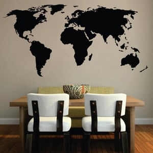 Autocollant mural Black World Map - Stickerbrand Home Decor Vinyl Wall Art, facile à appliquer et amovible.