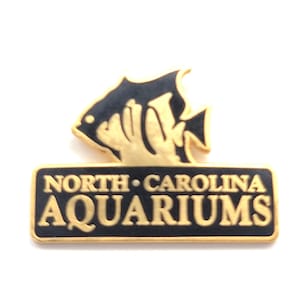 North Carolina Aquariums Tropical Fish Marine Life Vintage Pin image 1