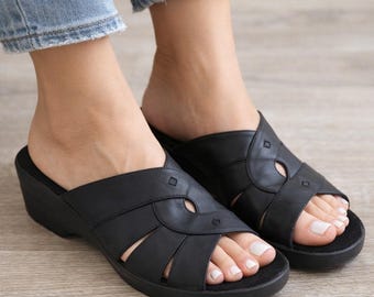 Vintage Y2K Retro-Sandalen von Glory Mae in Schwarz mit Keilabsatz, Damengröße 11, zum Hineinschlüpfen