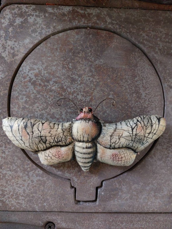 Fiber art farfalla decorativo realistico notte farfalla fibra arte fatto a mano e dipinto a mano con colori acrilici