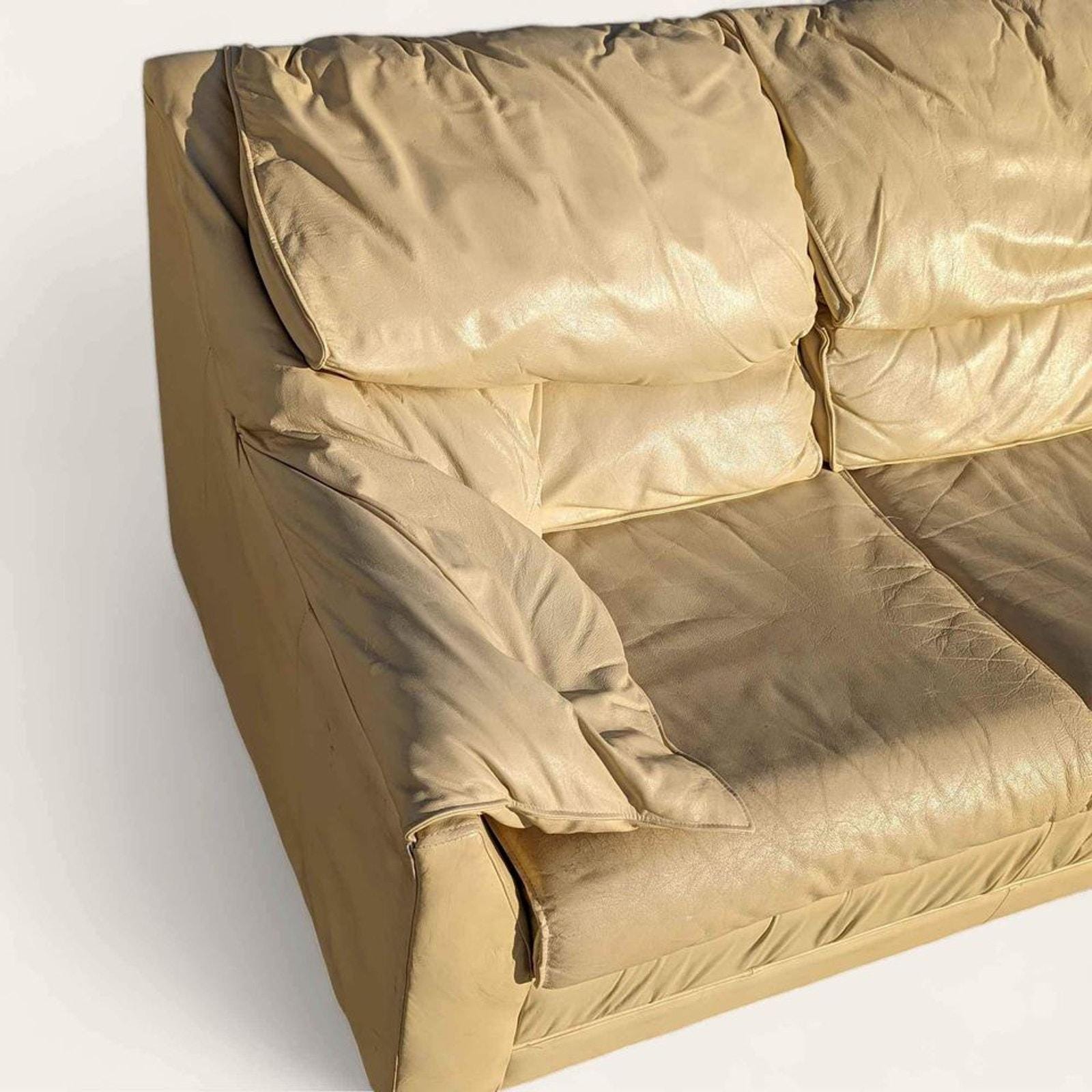 Vintage Style Stain Resistant Extra Deep Sofa
