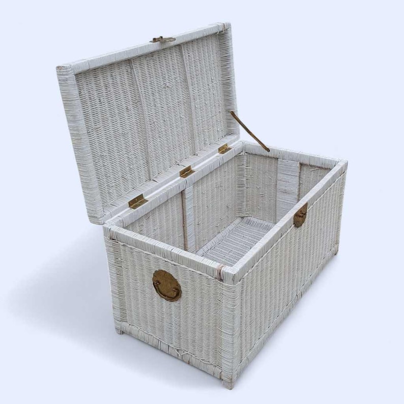 Vintage White Wicker Trunk – Coastal Boho Storage Chest, 35.5" Wide image 16