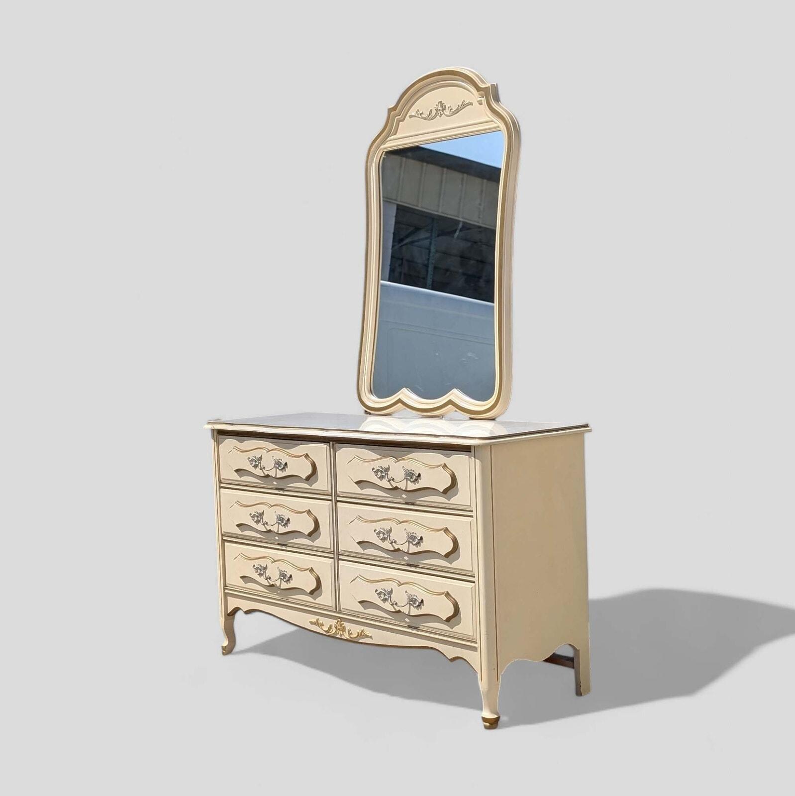 Vintage French Provincial Dresser C.1970s, Six Drawers, White