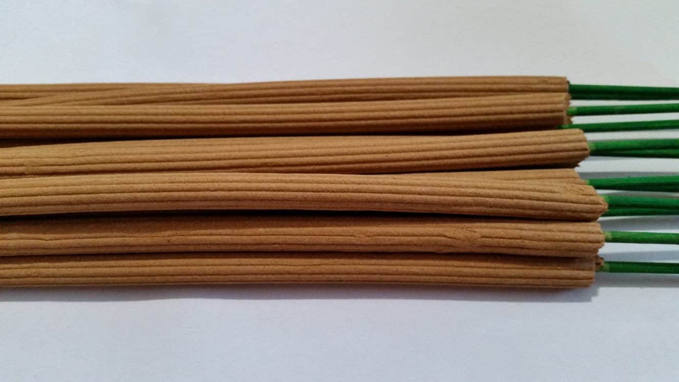 Natural Australian Sandalwood Stick Incense Mosquito Repel Wild Sandalwood Bug Insect Deterrent for Outdoor Backyard Picnic Camping BULK 90
