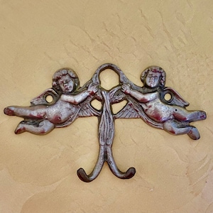 Antique Collectible Pewter Colored Cast Bronze Victorian Style Wall Hook. Double Cherub Putti Angels with Wreath.