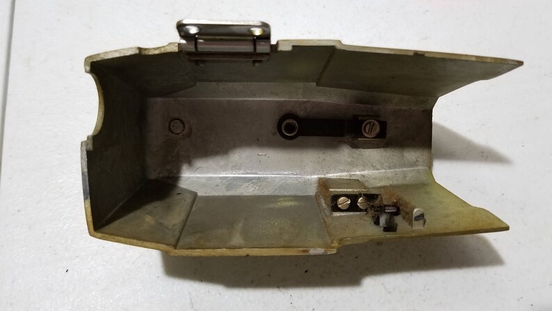 Original White Rotary 675 Sewing Machine Face Cover Parts P300