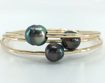 Hammered Tahitian Pearl Bangle