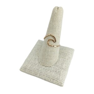 Hammered Wave Ring Ring Fra Birdsong main image 1