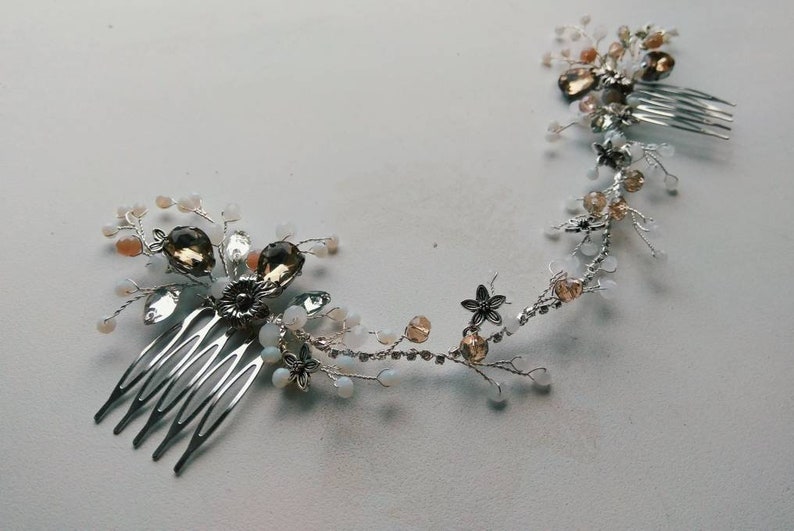 Pearls and Beaded Bridal Hair Piece Wedding Headband Wedding Headdress Bridal Hair Vine Wedding Leaves Hair Piece Decoracion de flores