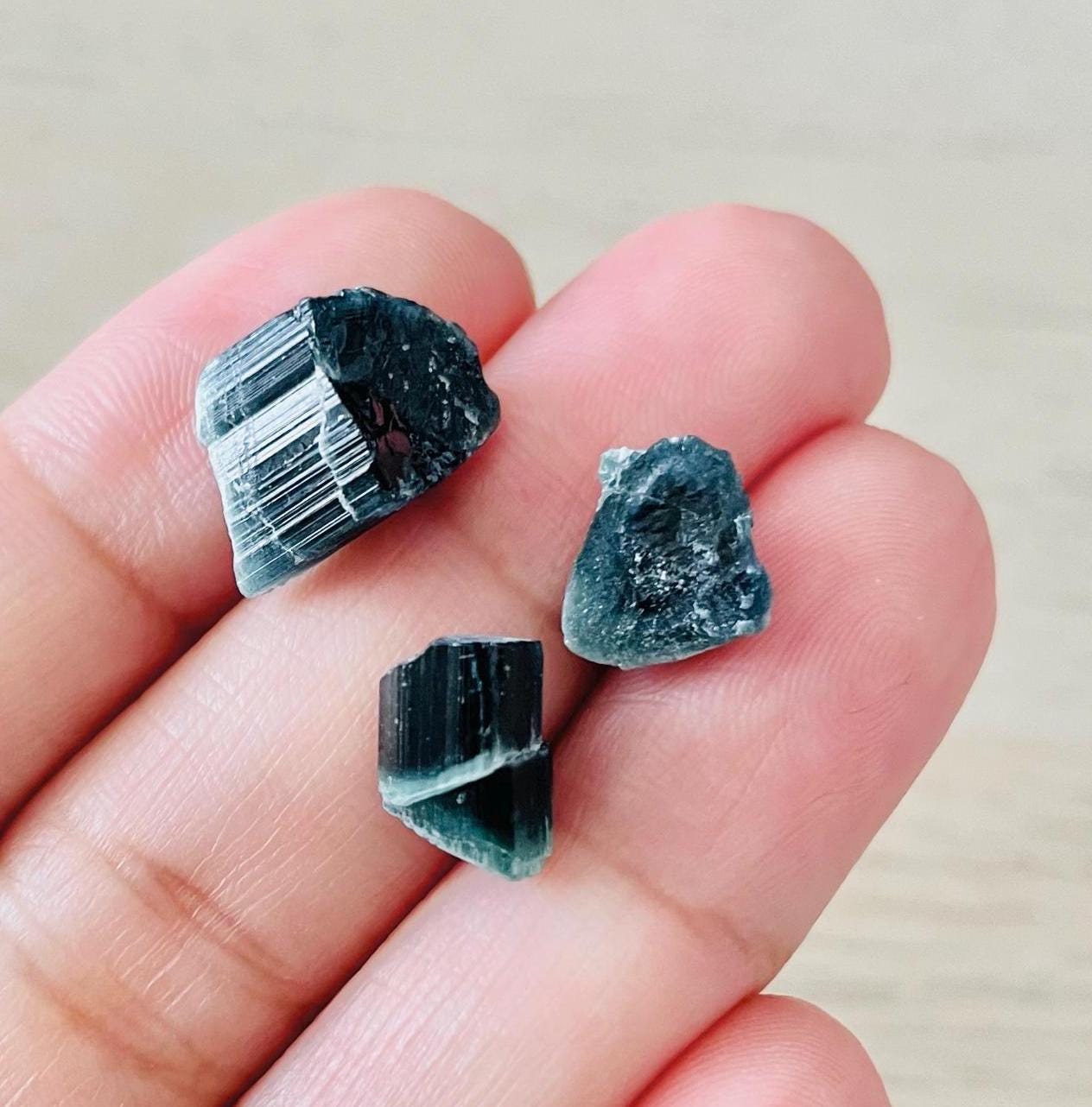 希少なブルーキャップトルマリン結晶：パキスタン産原石（2.6g