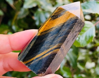 血翡翠石（77.1g）滑らかなフリーフォーム血翡翠結晶、超希少な黒赤