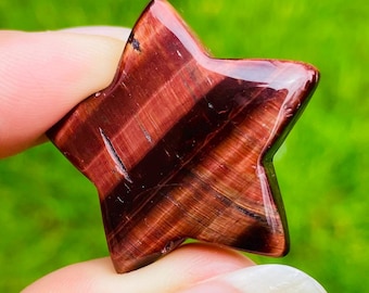 Small Red Tiger's Eye Crystal Star: Flashy Gemstone (20-25 mm)