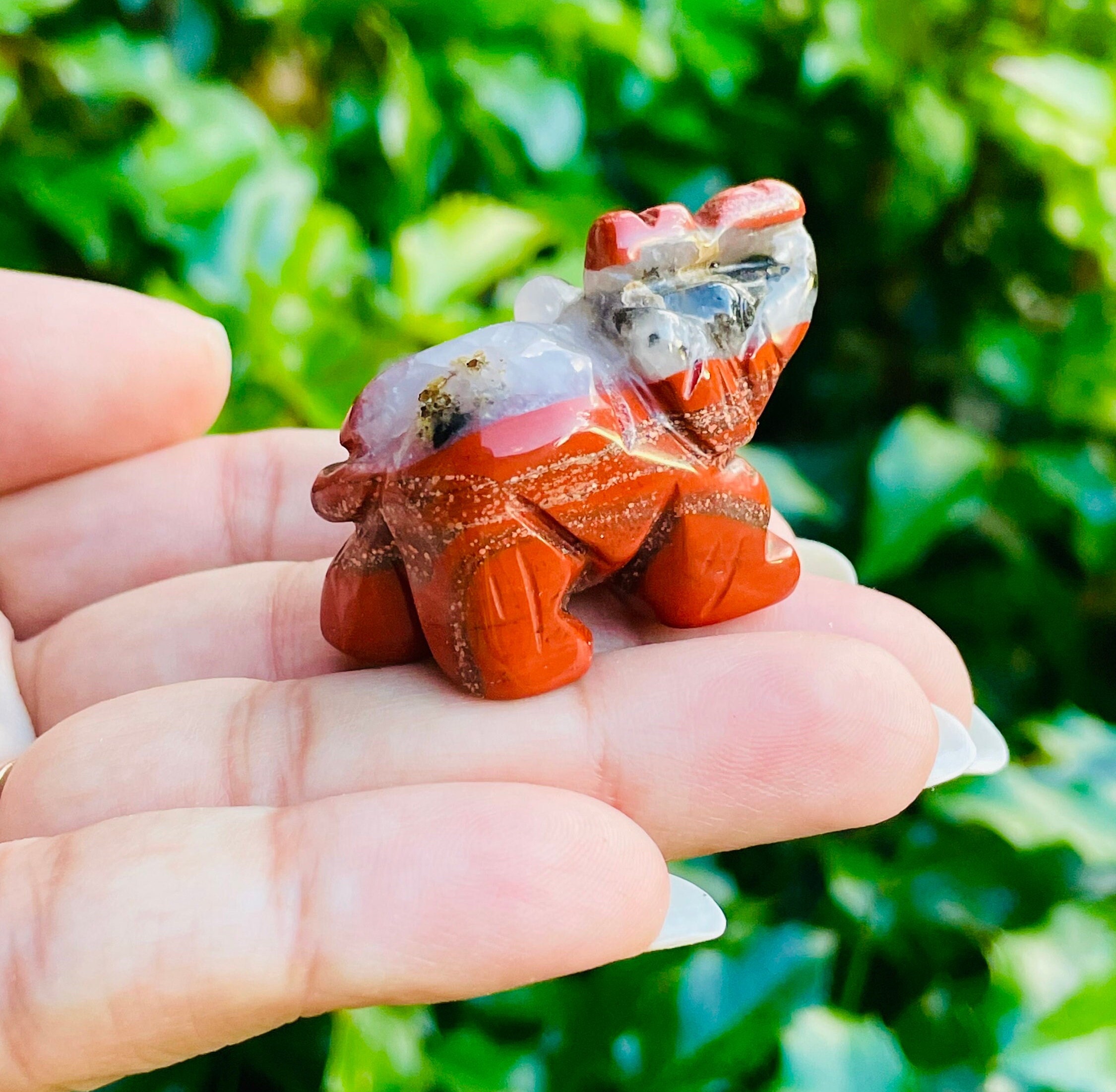Red Jasper Elephant Carving: Polished Crystal Gemstone (30-45MM