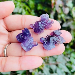 Carved Amethyst Crystal Dragon: Natural Gemstone Animal (18-25mm)