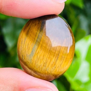 Tigers Eye Crystal Pendant: Polished Gemstone, Gold Brown Flash 25.9G