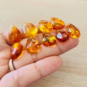 Druppelkristal gepolijst amber: cognacbruine edelsteen (20-30 mm) afbeelding 12
