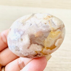 Pink Flower Agate (87.71G) Purple Flower Agate Palm Stone, Small Pastel Flower Agate, Tumbled Crystal Gemstone