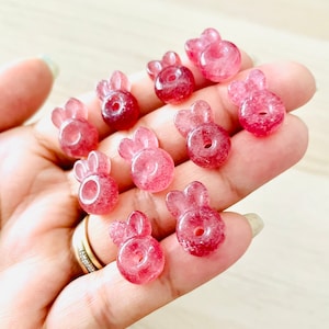 Strawberry Quartz Bunny Donut: Pink Speckled Gemstone (11x17mm)