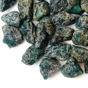 Rough Emerald (1) Raw Emerald Stone MEDIUM Dark Green Emerald Crystal, Colombian Emerald - Raw Crystal - Gemstone NATURAL