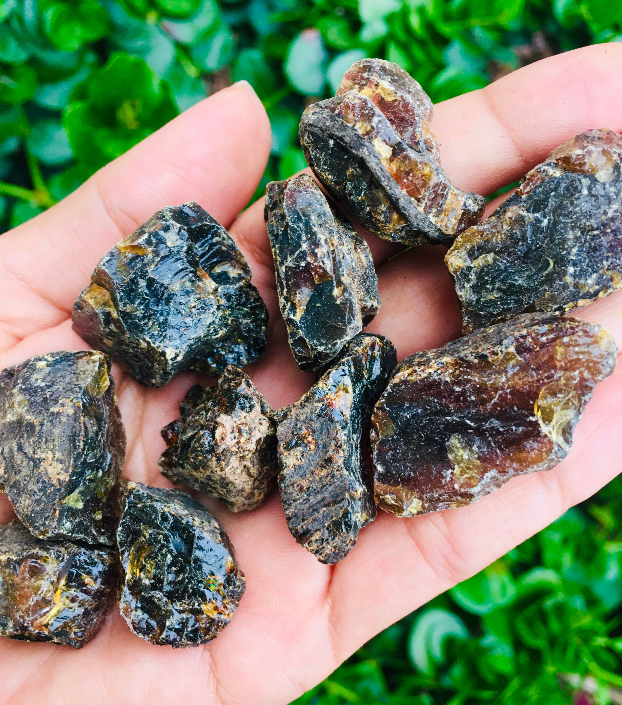 原石琥珀（1）原石琥珀石水晶岩 - 原石鉱物標本 - 天然宝石樹液