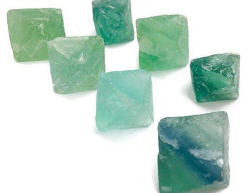 Raw Green Fluorite Octahedron Crystal: Large Light Green Fluorite Stone Rough Gemstone (25-30mm)