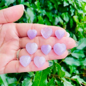 Kunzite Heart Crystal (1) Tiny Kunzite Heart, Mini XXXS, Pink Purple Clear Heart Crystal Natural Gemstone