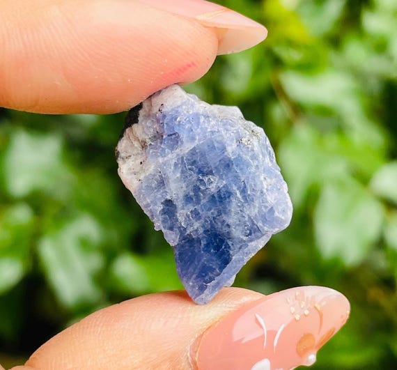 天然タンザナイト 標本 鉱物標本】非加熱タンザナイト/Tanzanite