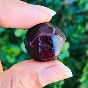 Red Garnet Crystal (1) Tumbled Red Garnet Stone LARGE Red Wine Garnet Natural Dark Garnet Polished Gemstone Crystal